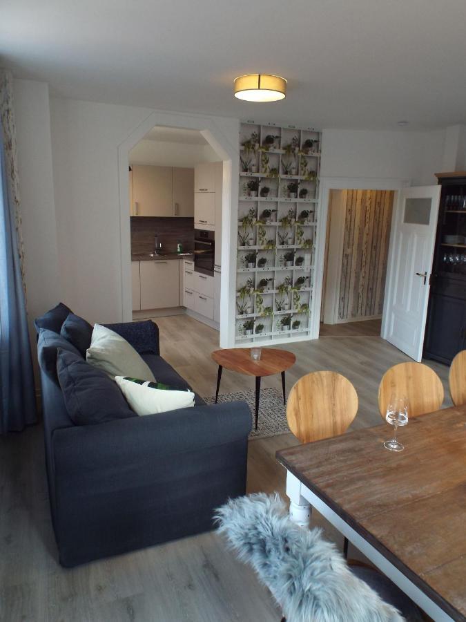 Ferienwohnung Mittendrin Нойштадт-ан-дер-Вайнштрасе Экстерьер фото