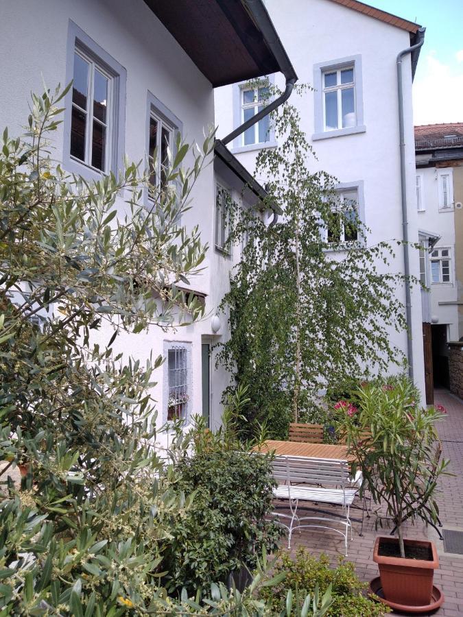Ferienwohnung Mittendrin Нойштадт-ан-дер-Вайнштрасе Экстерьер фото