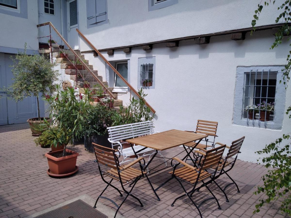 Ferienwohnung Mittendrin Нойштадт-ан-дер-Вайнштрасе Экстерьер фото